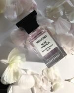 ⁦TOM FORD Rose D'amalfi Eau de Parfum Kvindeduft 100 ml - Eau De Parfum hos Magasin⁩ - الصورة ⁦3⁩