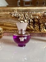 ⁦Versace Dylan Purple Eau de Parfum⁩ - الصورة ⁦5⁩