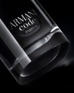 ⁦Giorgio Armani Armani Code Parfum Eau de Parfum⁩ - الصورة ⁦4⁩